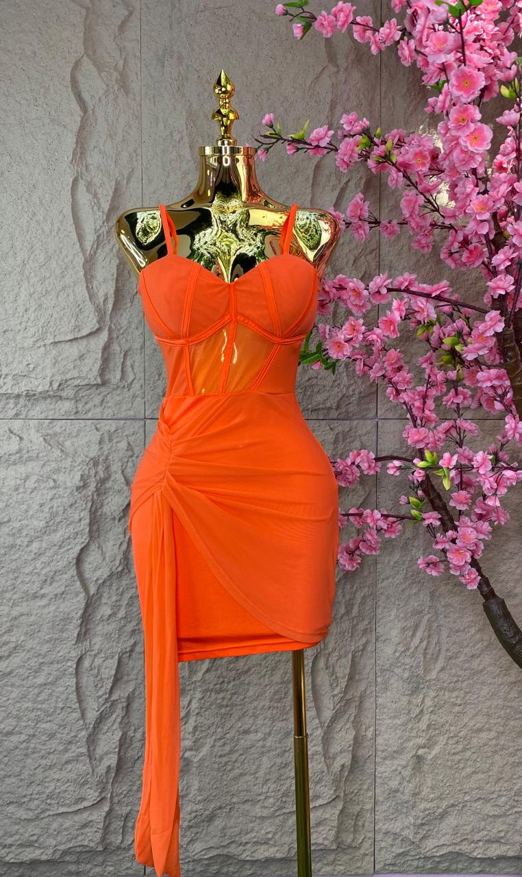 VESTIDO CORTO CON TRANSPARENCIAS NARANJA