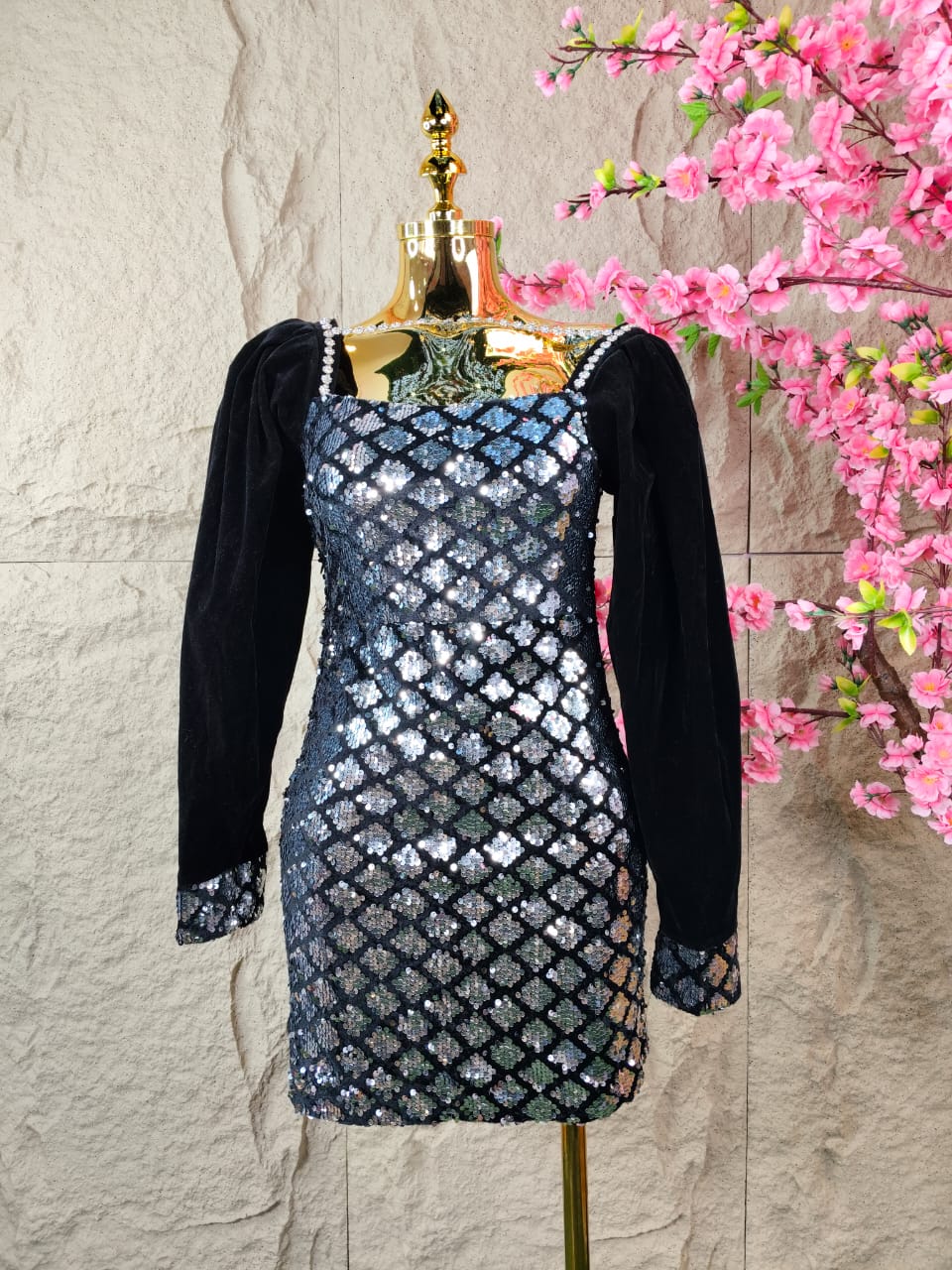 VESTIDO DE FIESTA TERCIOPELO Y LENTEJUELA NEGRA