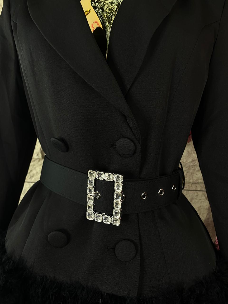 VESTIDO FORMAL PLUMAS NEGRO