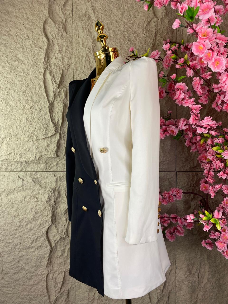 VESTIDO FORMAL CON BOTONES BICOLOR