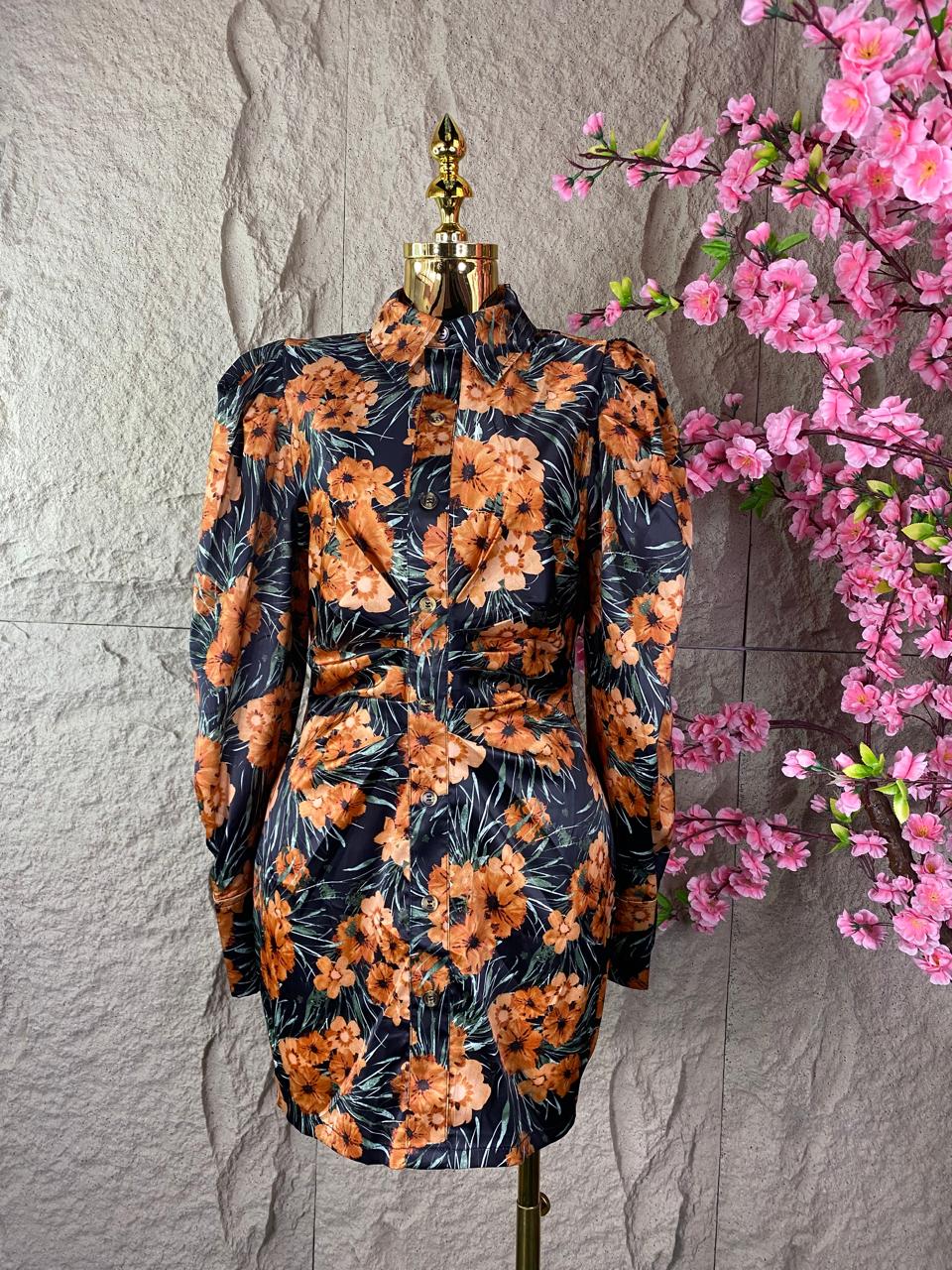 VESTIDO DRAPEADO ML FLOREADO NEGRO