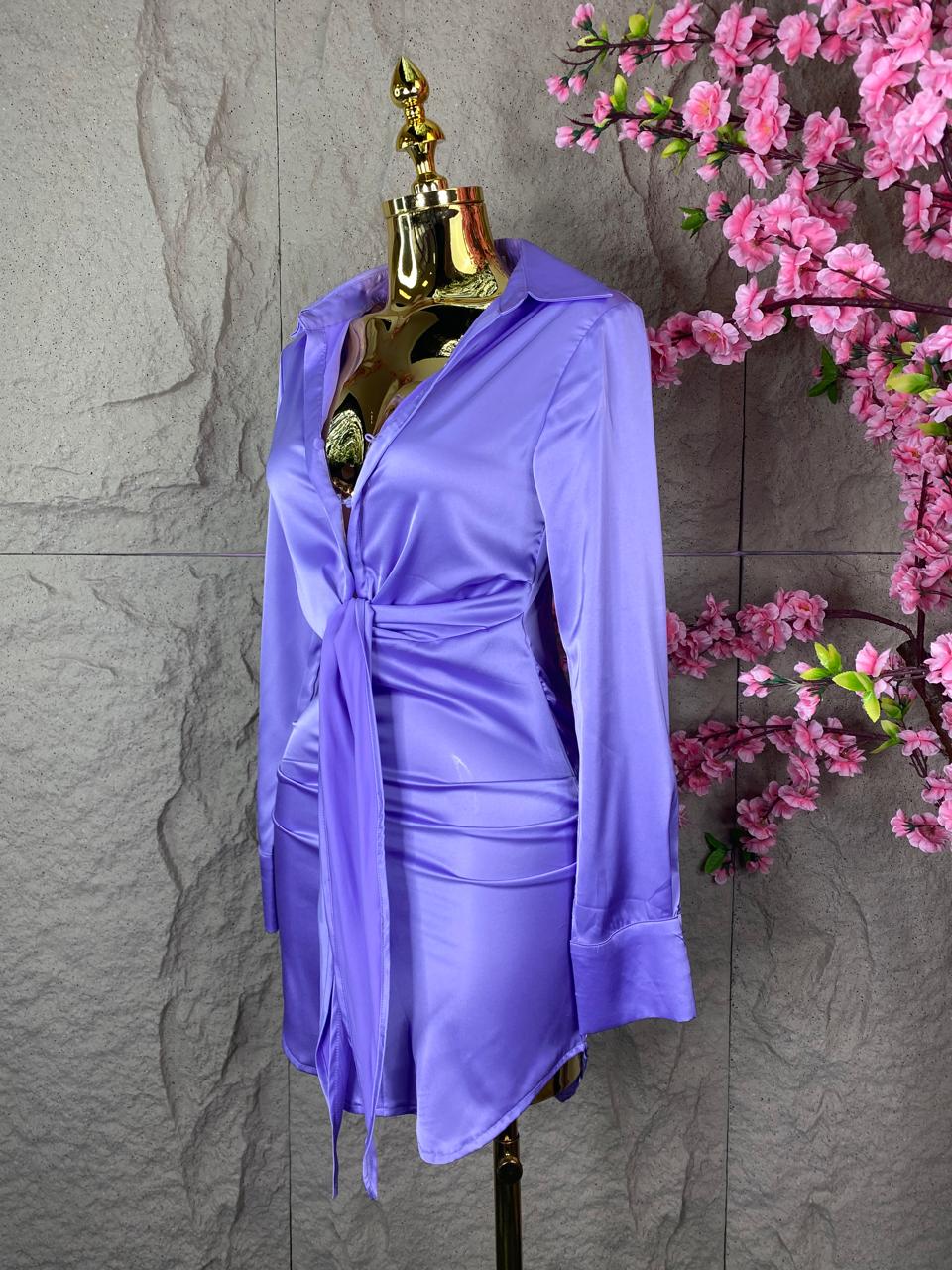 VESTIDO SATINADO DRAPEADO LILA