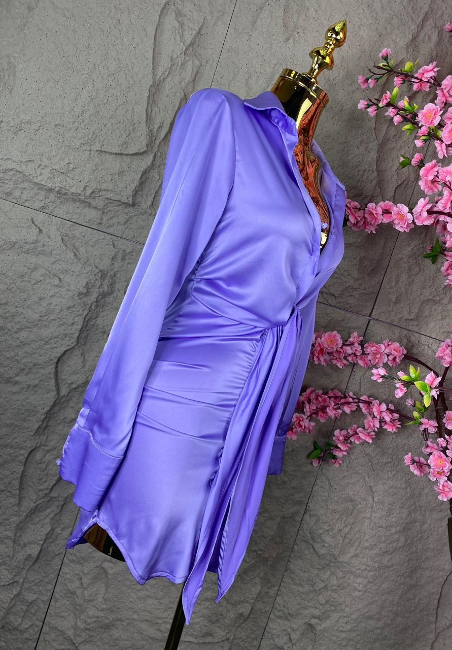 VESTIDO SATINADO DRAPEADO LILA