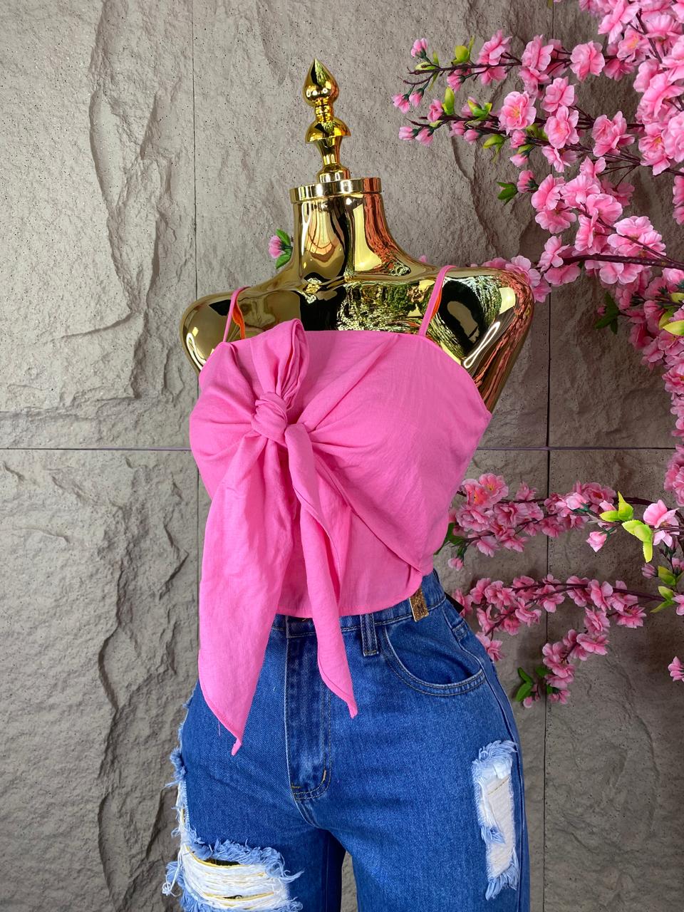 TOP CON TIRANTES MOÑO ROSA