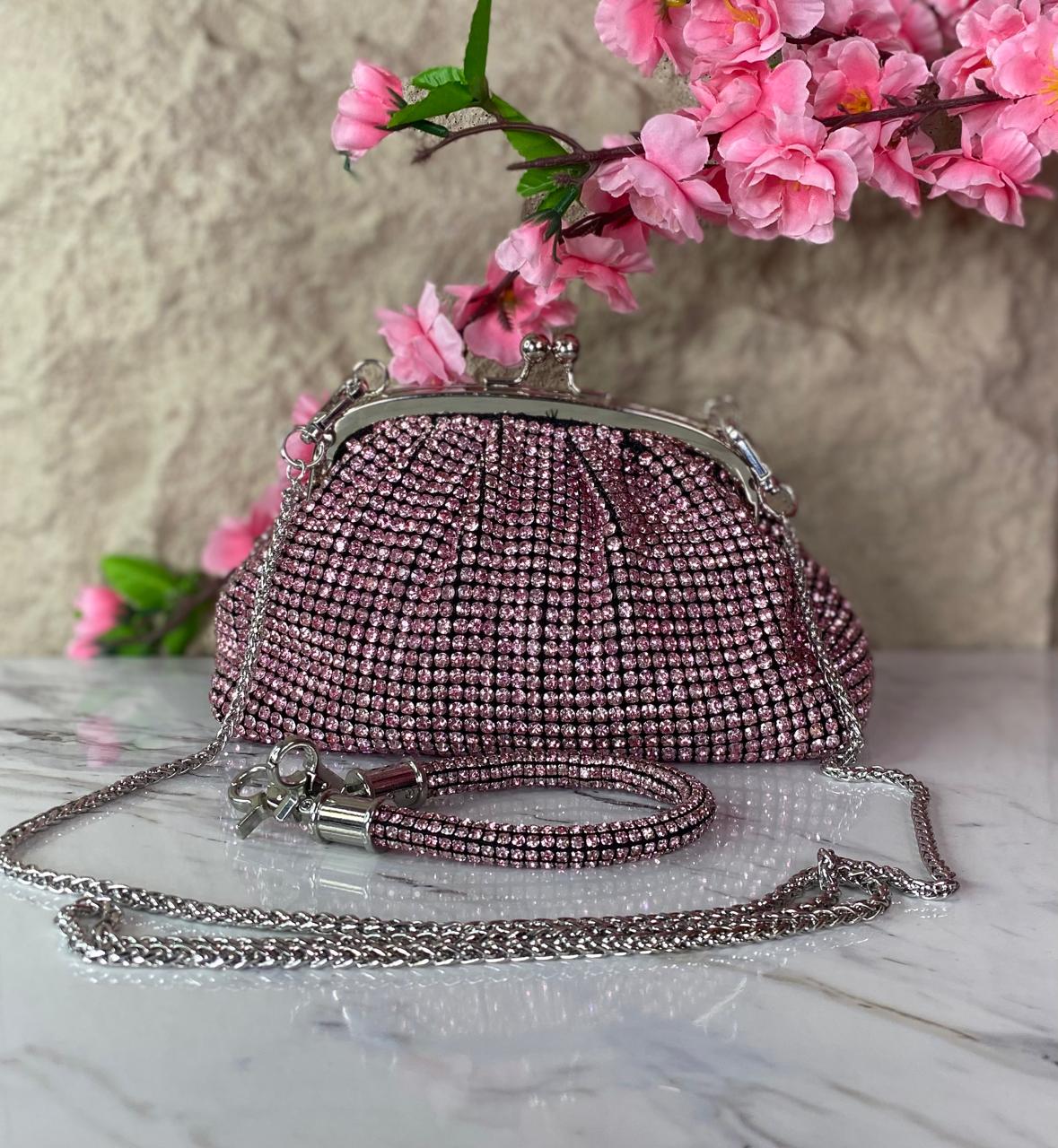 BOLSO DE MANO FRUNCIDO CON DIAMANTES