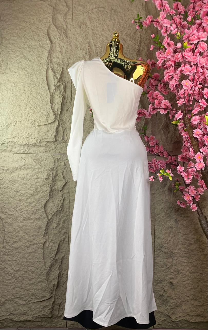 BLUSA ML COLA DE PATO SIN HOMBRO BLANCA