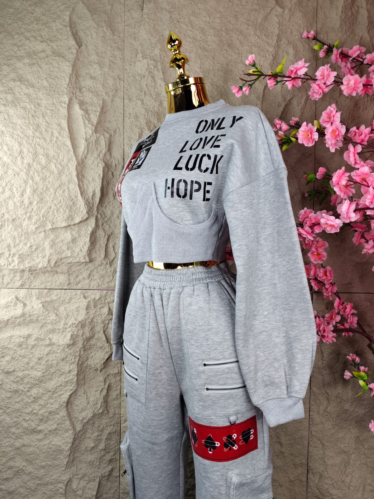 CONJUNTO DEPORTIVO PANS LOVE GRIS