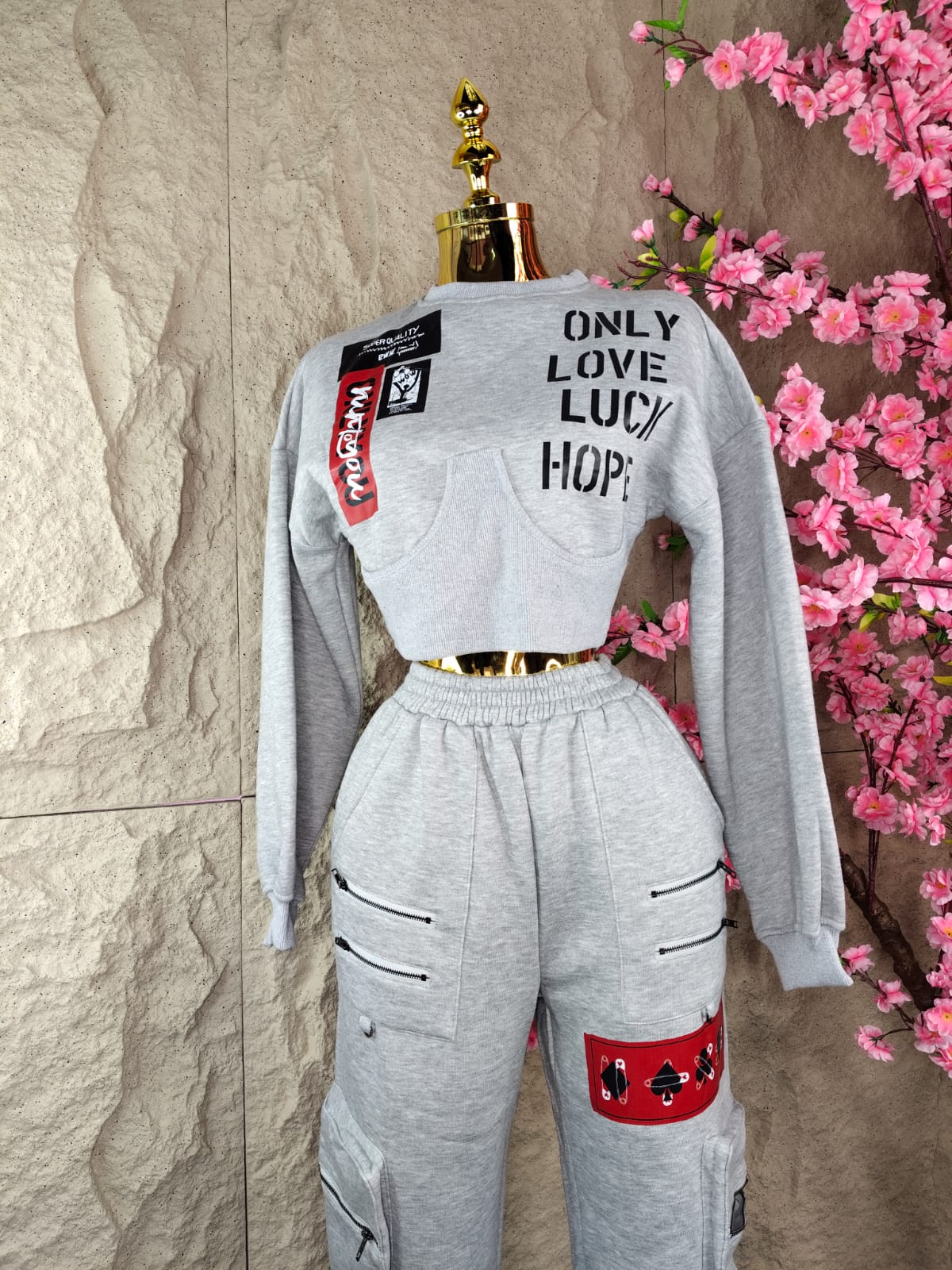 CONJUNTO DEPORTIVO PANS LOVE GRIS