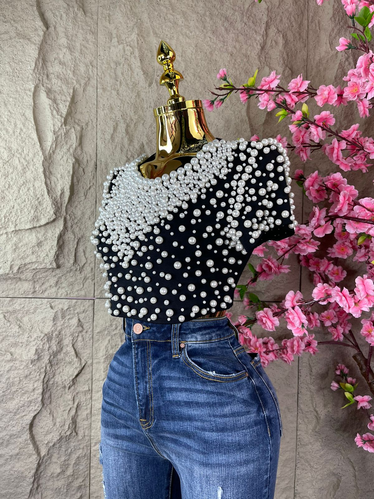 BLUSA PERLAS NEGRAS