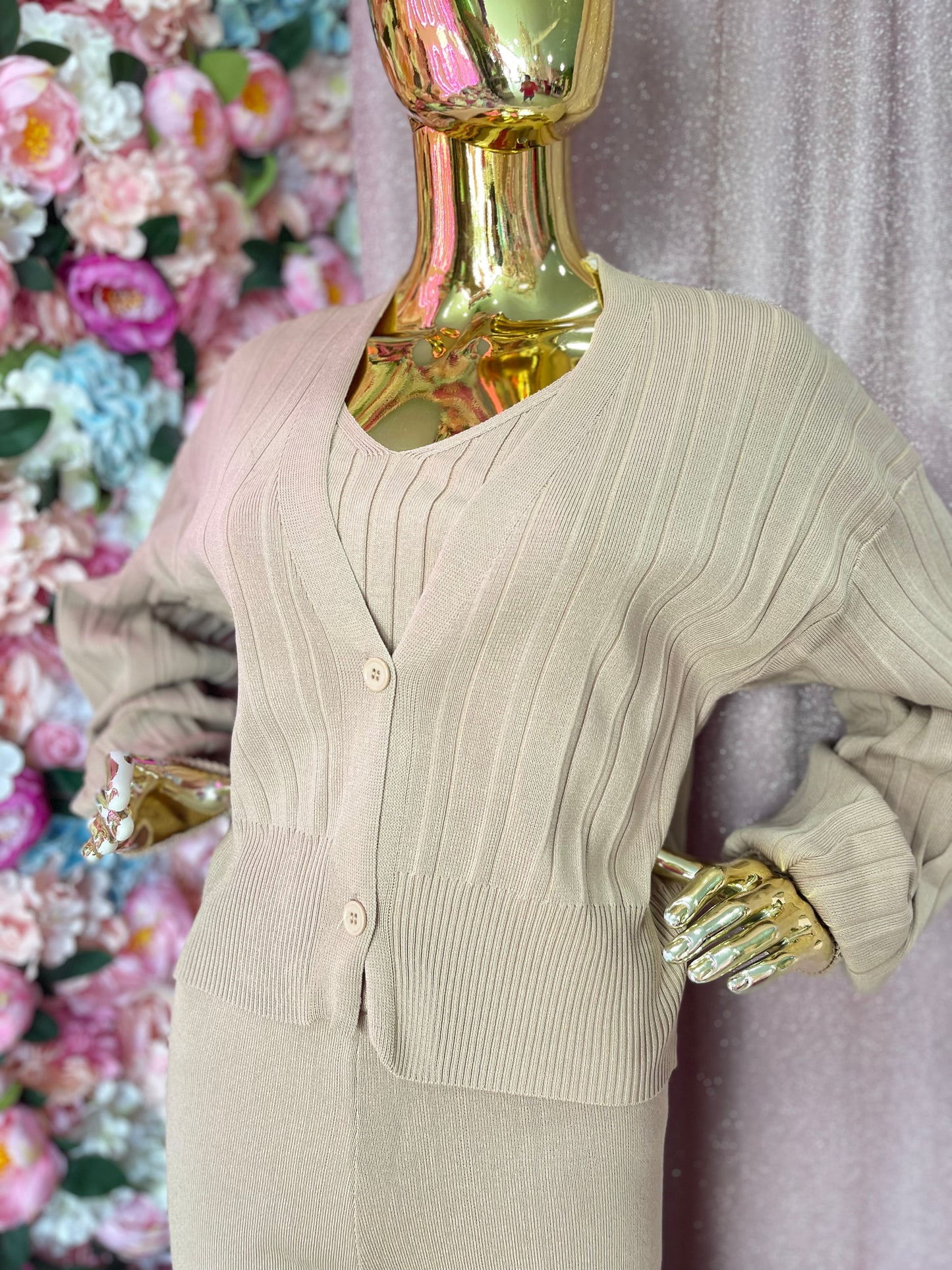 CONJUNTO DE PUNTO BEIGE