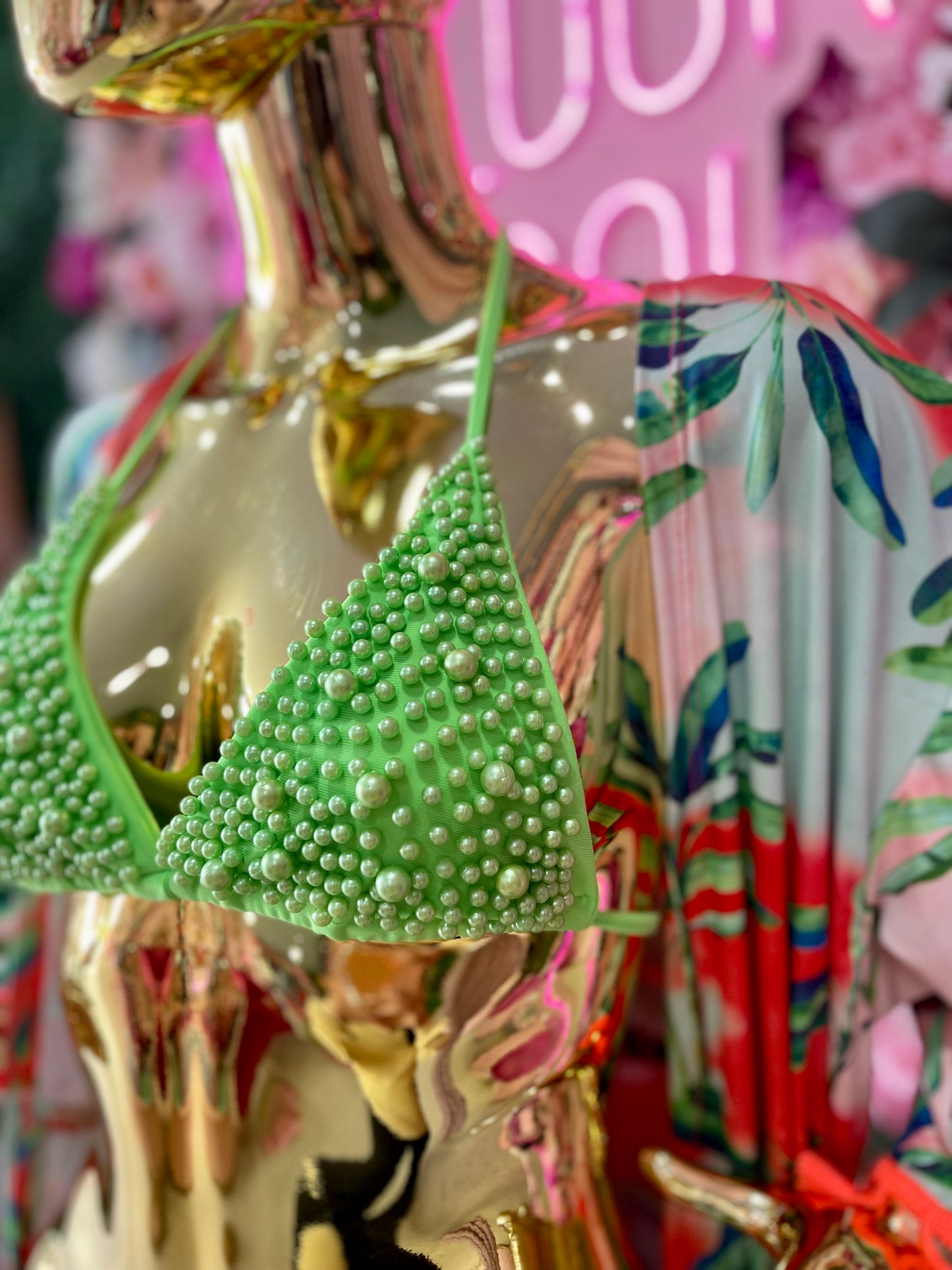 TRAJE DE BAÑO VERDE DE PERLAS