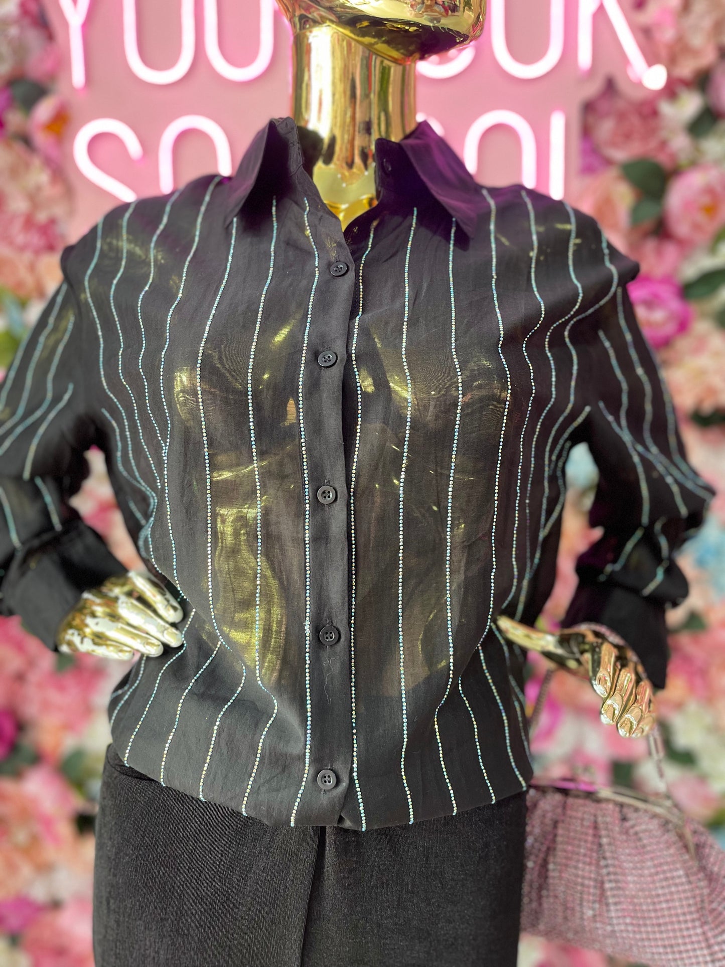 CAMISA BRILLOS LINEAS NEGRA