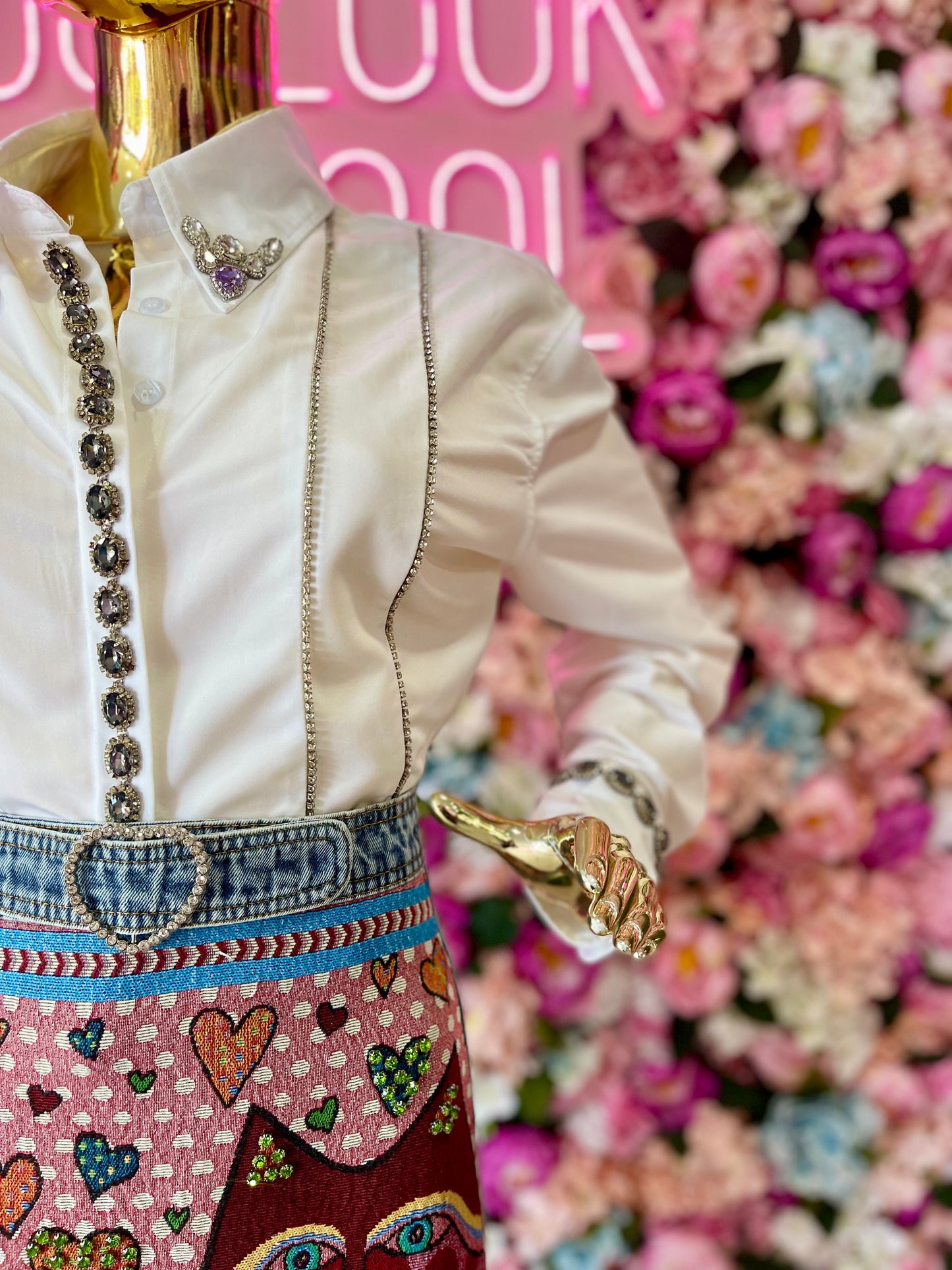 FALDA MEZCLILLA CON BROQUELES