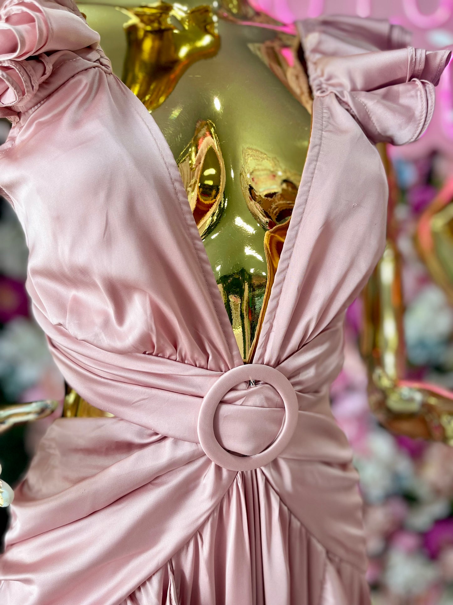 VESTIDO SATINADO ROSA