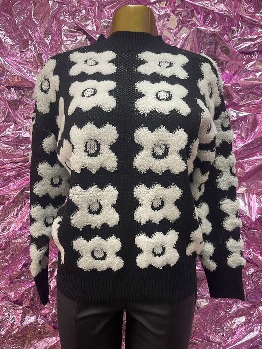 SWEATER FLORES BORDADAS NEGRO