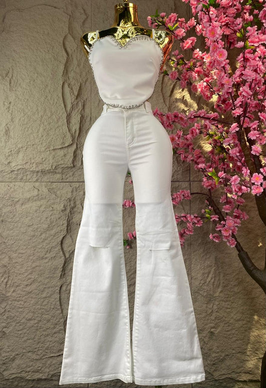 PANTALON CAMPANA RAZGADO EN RODILLA MEZCLILLA BLANCO
