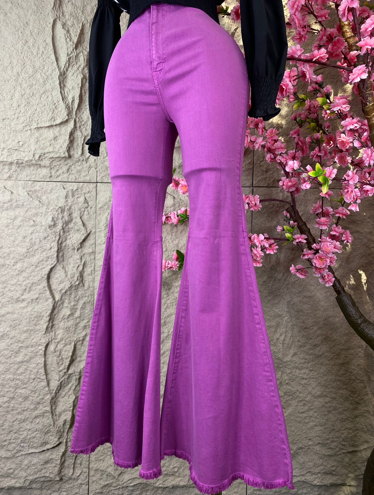 PANTALON SKINY ACAMPANADO MORADO