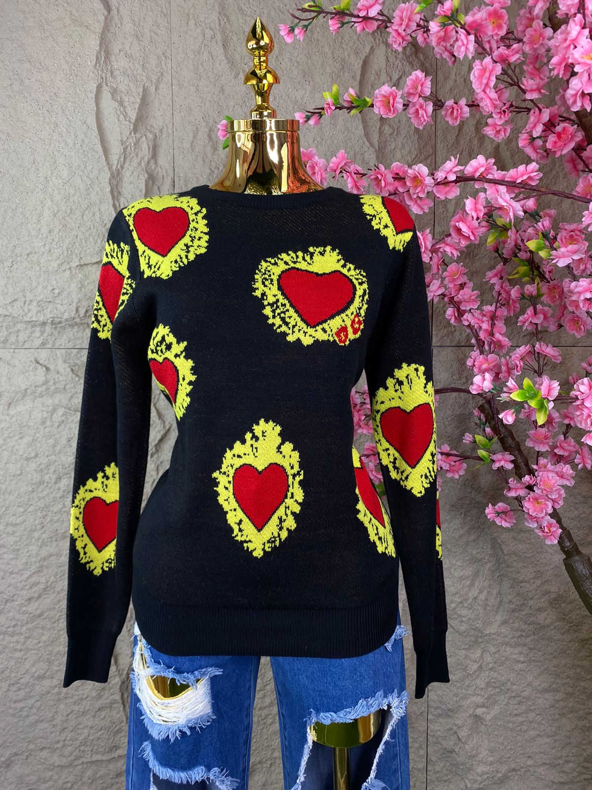 SWEATER CORAZONES ROJOS