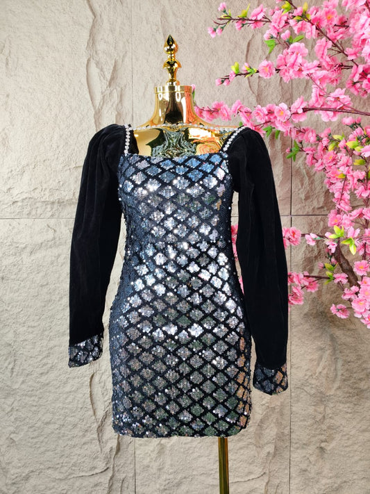 VESTIDO DE FIESTA TERCIOPELO Y LENTEJUELA NEGRA