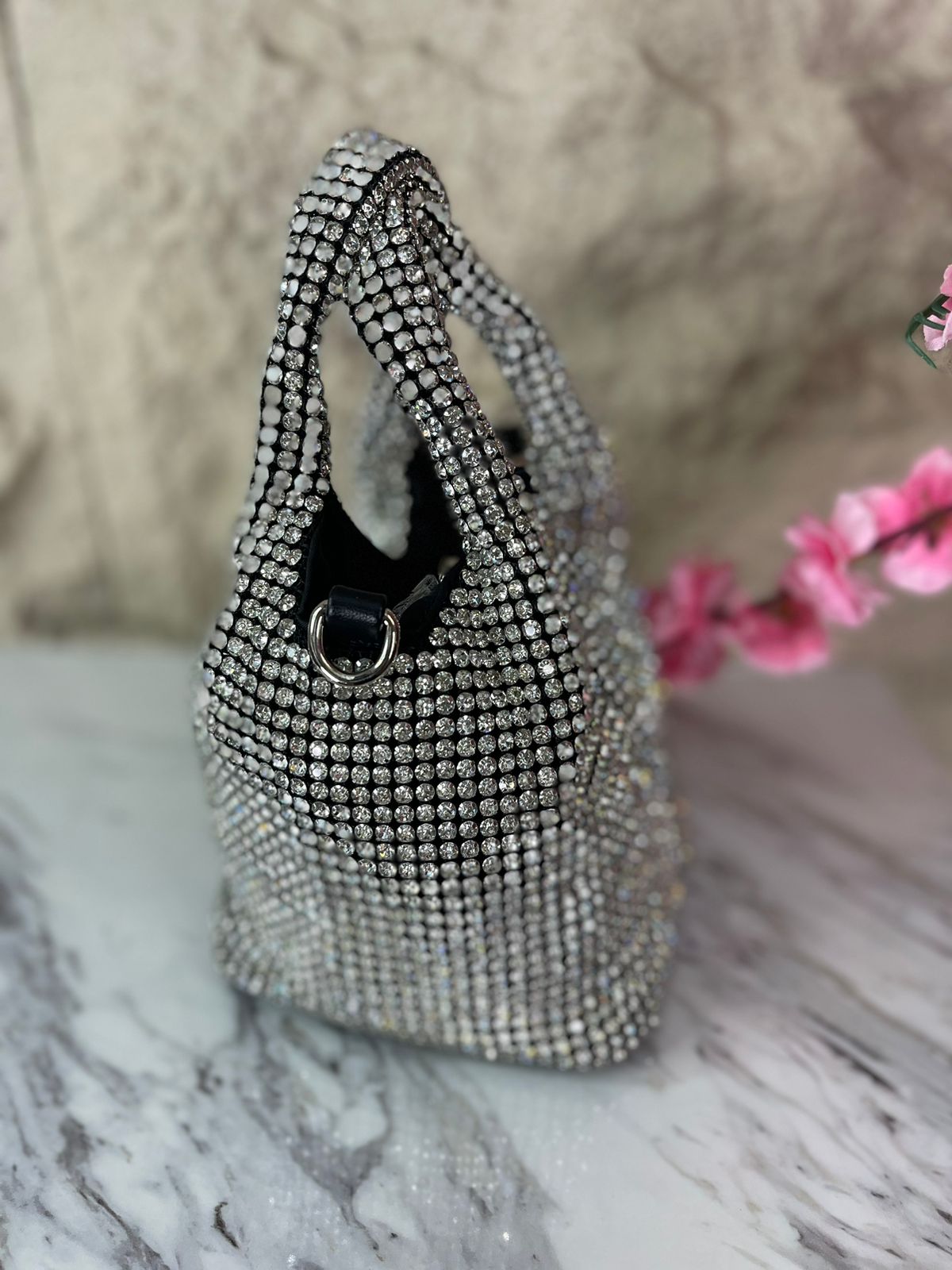 BOLSO DE MANO AGARRADERA DIAMANTES