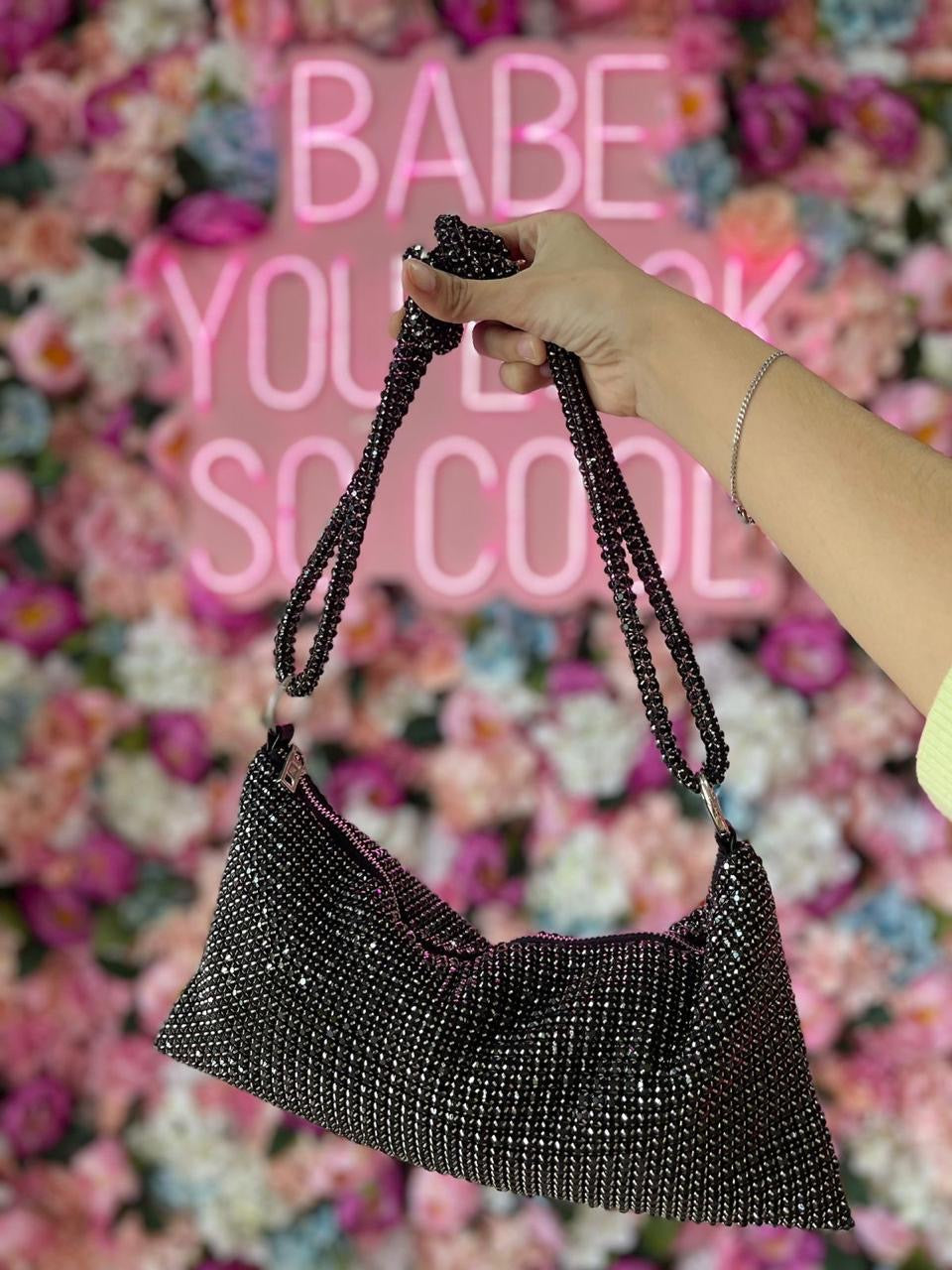 BOLSO DE MANO CON NUDOS Y DIAMANTES NEGRO