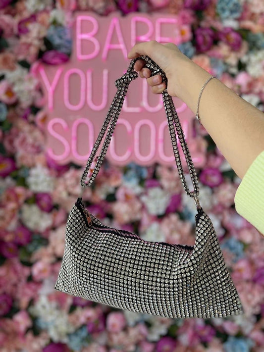 BOLSO DE MANO CON NUDOS Y DIAMANTES